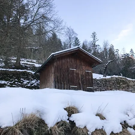 Schulhaus * Enzklösterle