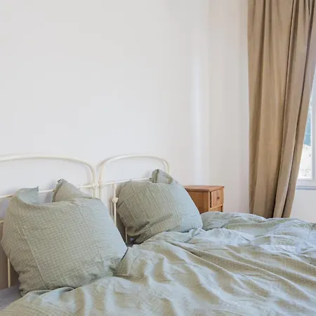 شقة Schulhaus Enzklösterle