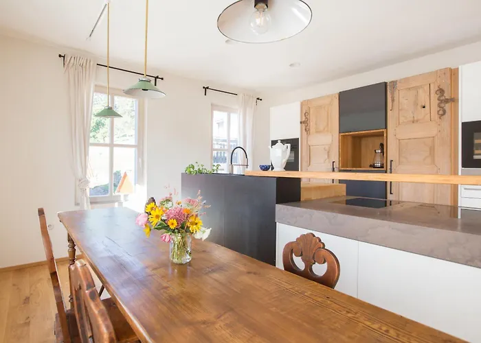 Schulhaus Enzklösterle