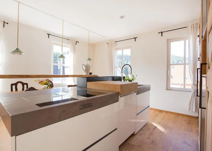 Schulhaus Enzklösterle